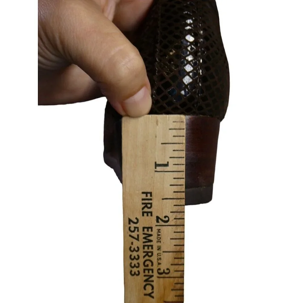 Stuart Weitzman Size 9 N Narrow Brown Serpentine Snake Print Wooden Wedges Chain - Picture 12 of 12